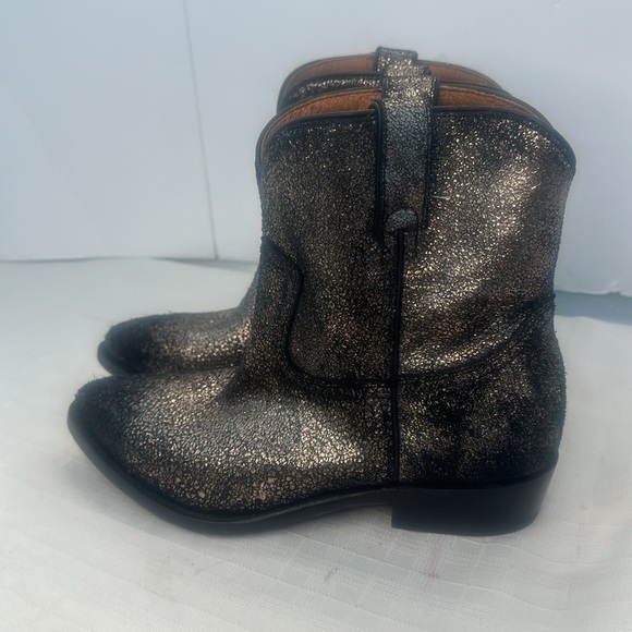 Frye BILLY SHORT bootie in gold - Picture 4 of 10